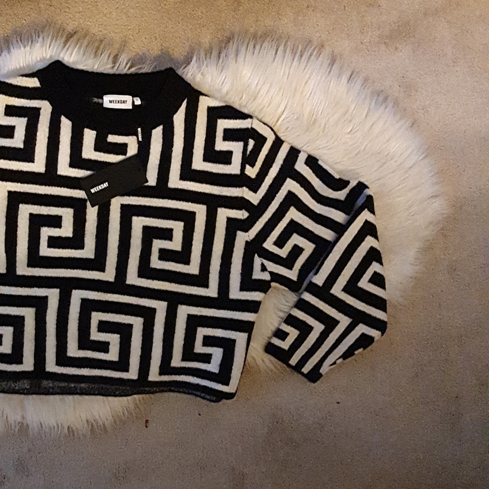Intarsia sweater